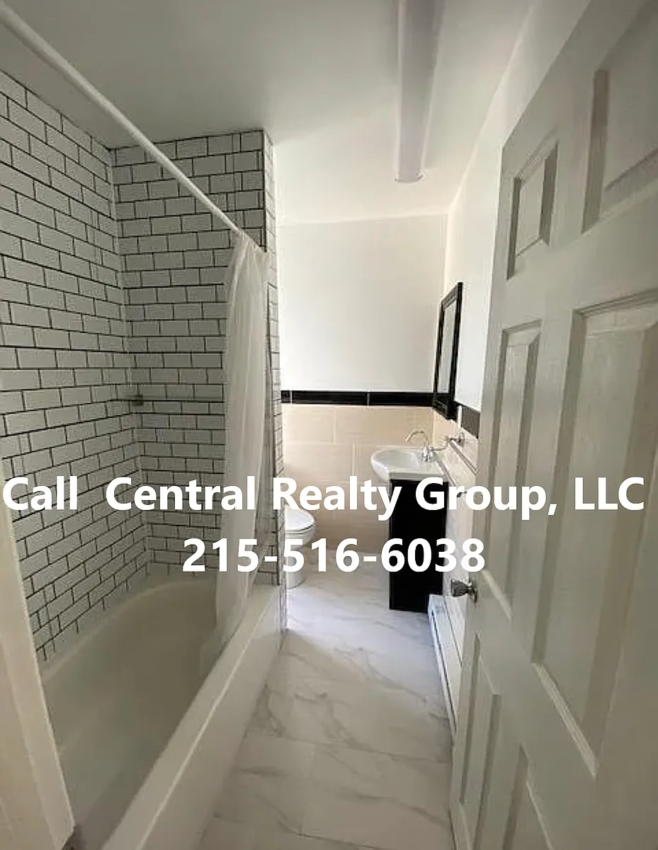 Building Photo - 1937 E Allegheny Ave #3