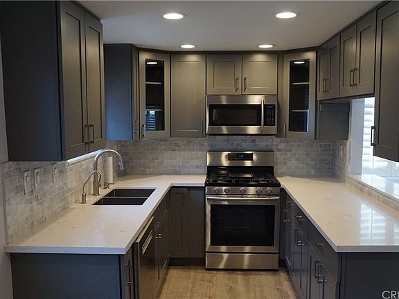 4th image of 10480 Sunland Blvd APT 35