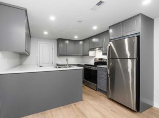 8 Carysfort Rd, Toronto, ON M8Z 4X2