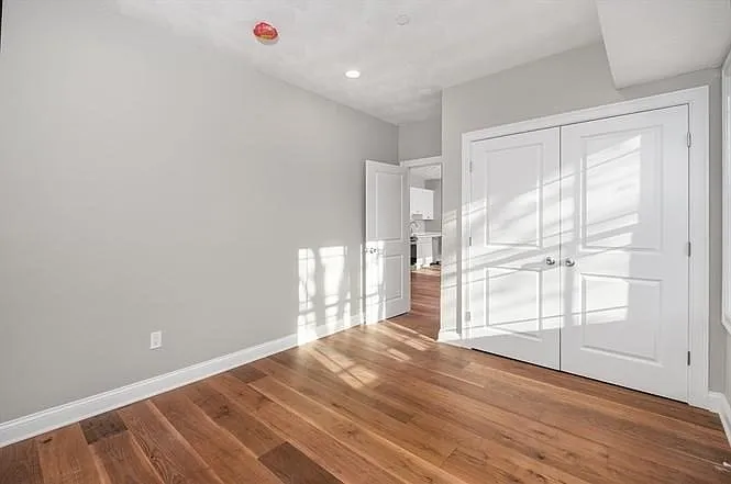 119-121 Addison St #5 — Photo 8