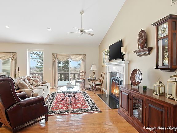 4th image of 3428 Kings Lair Dr