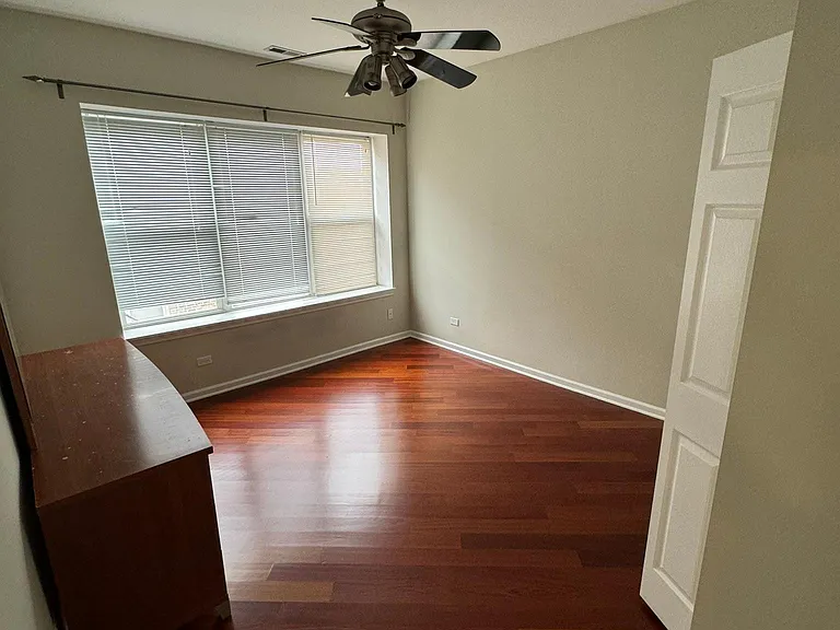 3110 W Belle Plaine Ave #2 — Photo 11