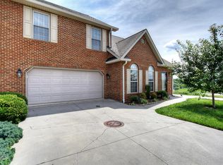 404 Mountain View Rd APT 306, Johnson City, TN 37601