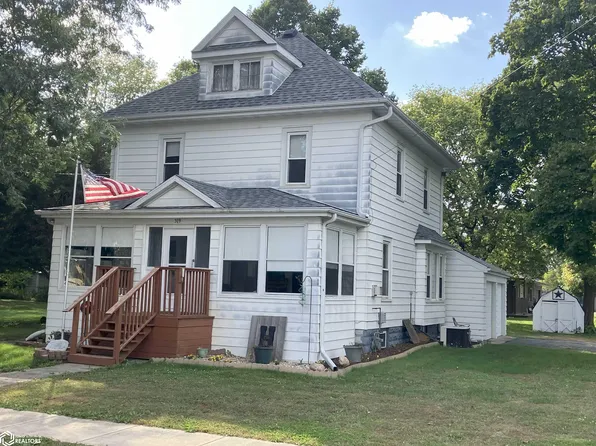 319 N 6th St, Sheffield, IA 50475