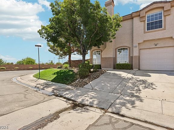 4th image of 1601 Xanadu Dr