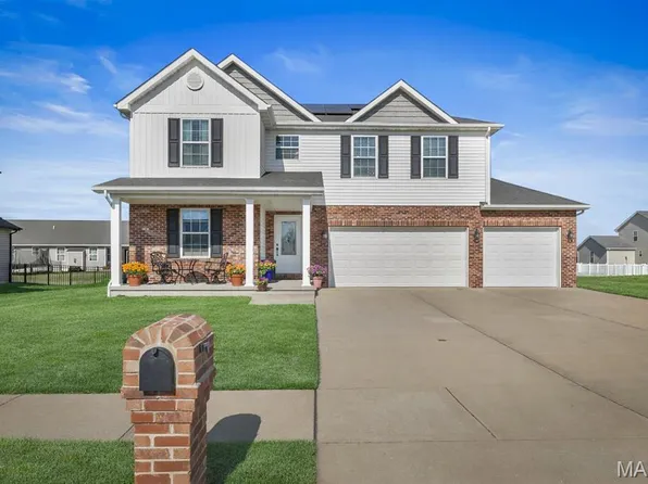 3469 Chippewa Dr, Shiloh, IL 62221