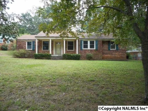 2217 Wharton Rd NW, Huntsville, AL 35810