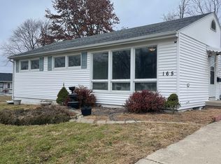 165 Southland Dr, Decatur, IL 62521