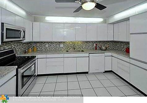 4th image of 4100 Galt Ocean Dr APT 1401