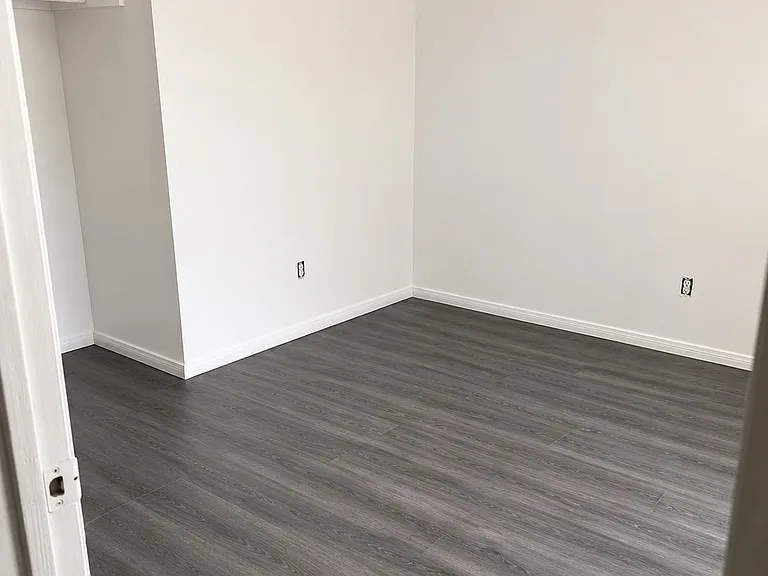 10235 Madrid Way #123 — Photo 7
