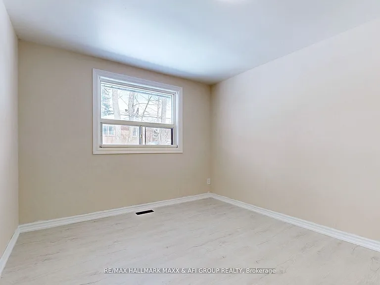 207 Septonne Ave #MAIN — Photo 22