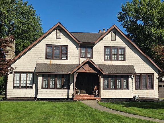 5th image of 3127 Avon Blvd
