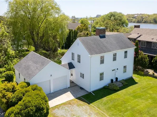 23 Spouting Rock Dr, Newport, RI 02840
