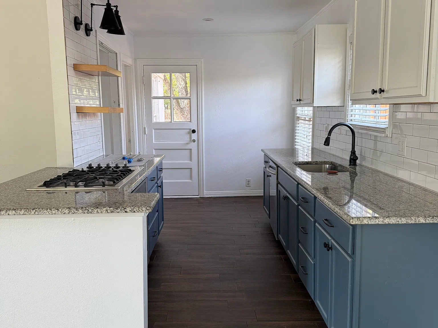 3 bed, 1053 sqft, $1,700 — Photo 4