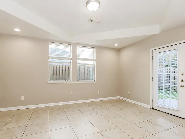 19722 Twin Rivers Dr — Photo 9