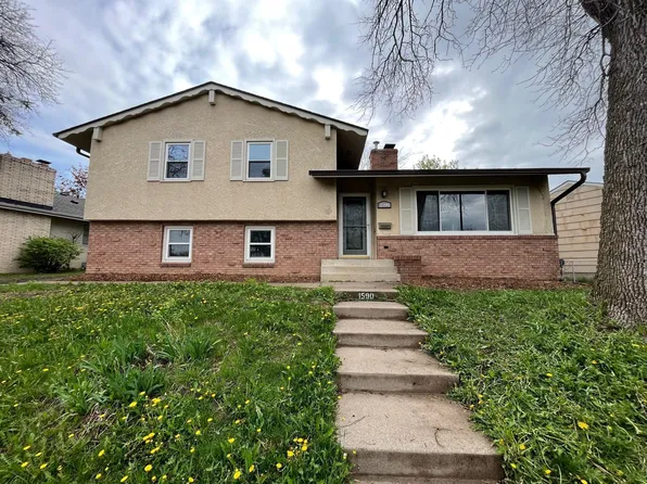 1590 Wheelock Ridge Rd, Saint Paul, MN 55130