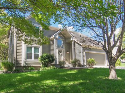 12522 S Alcan Cir, Olathe, KS, 66062