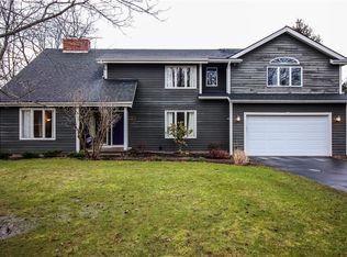184 W Bloomfield Rd, Pittsford, NY 14534