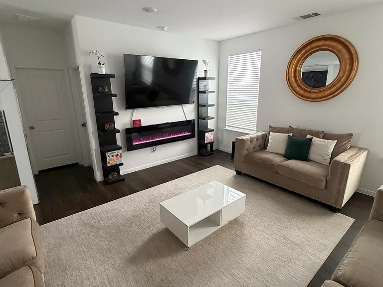10110 Clearwick St — Photo 12