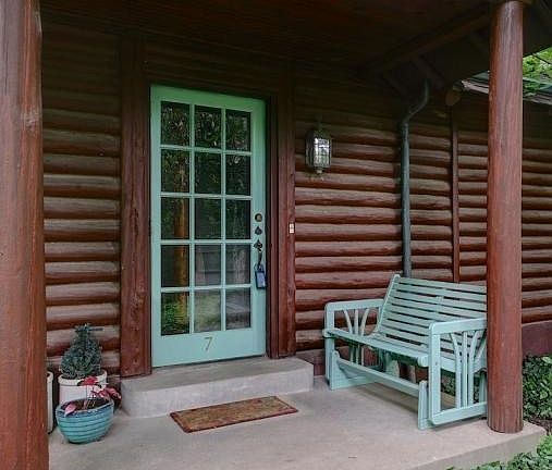 03 RE-Photos River Hill Gulick Owen