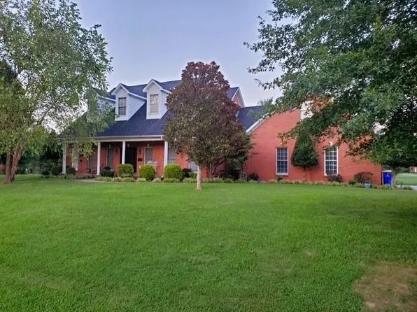 218 Cambridge Grove Cir, Alvaton, KY 42122