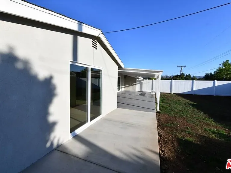 3125 Jacinto Ave — Photo 7