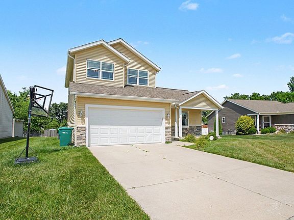 3rd image of 1524 Tall Grass Prairie Dr