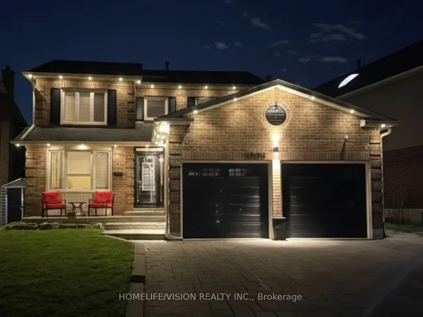 1206 Fieldstone Cir, Pickering, ON L1X 1B4