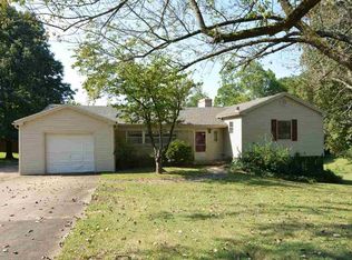 230 W Evergreen Rd, Evansville, IN 47710