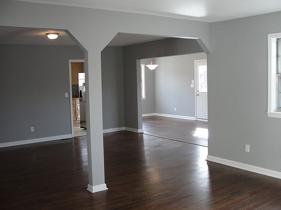 4th image of 1161 Tamarack Trl