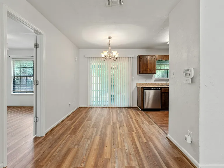 2434 Jolene Ln — Photo 16