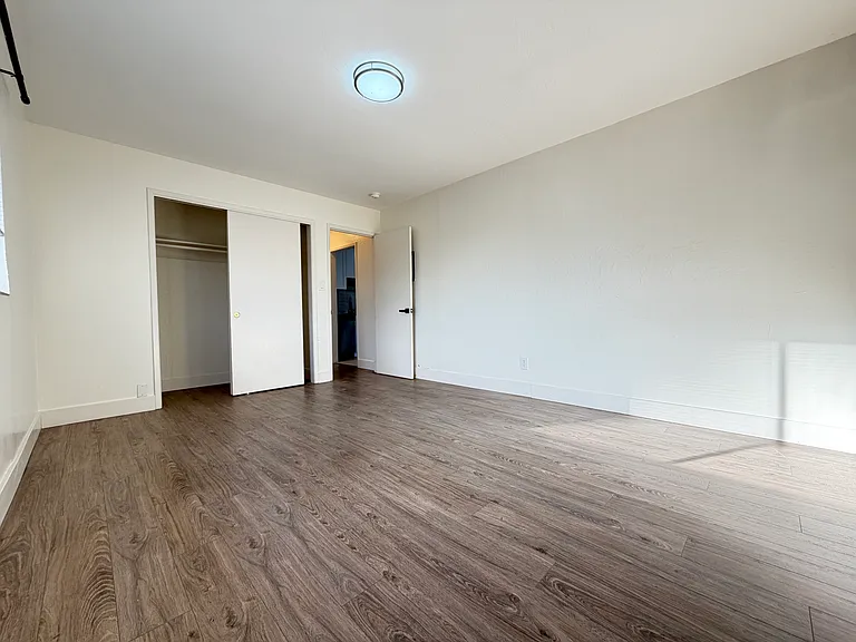 655 Moorpark Way #1B — Photo 19