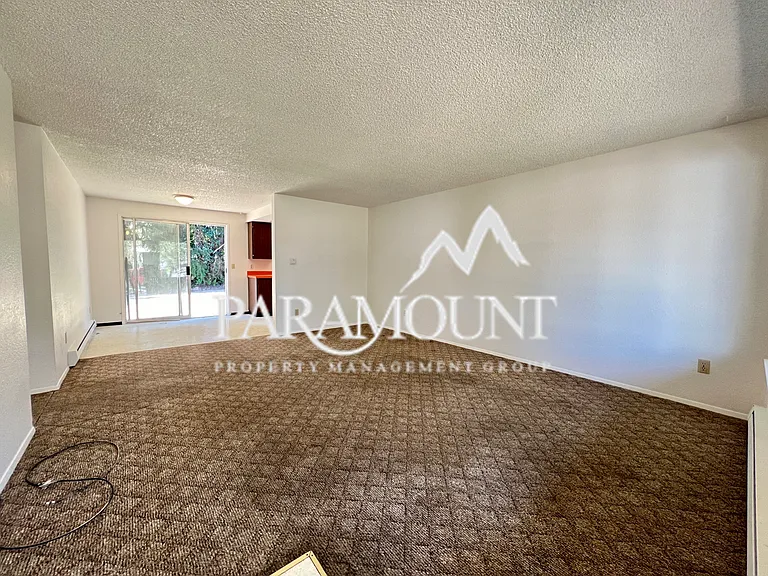 4298 SE Ness Ln — Photo 4