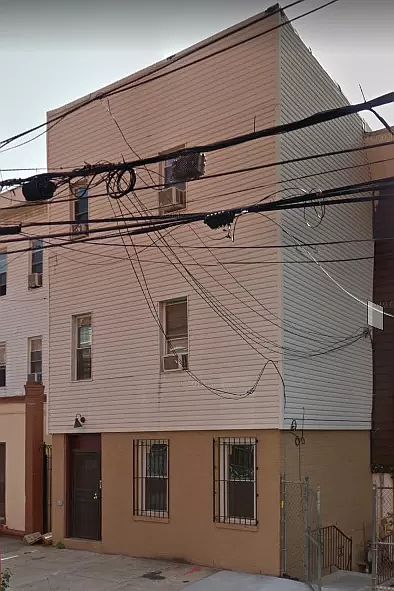 1st image of 3857 9th St