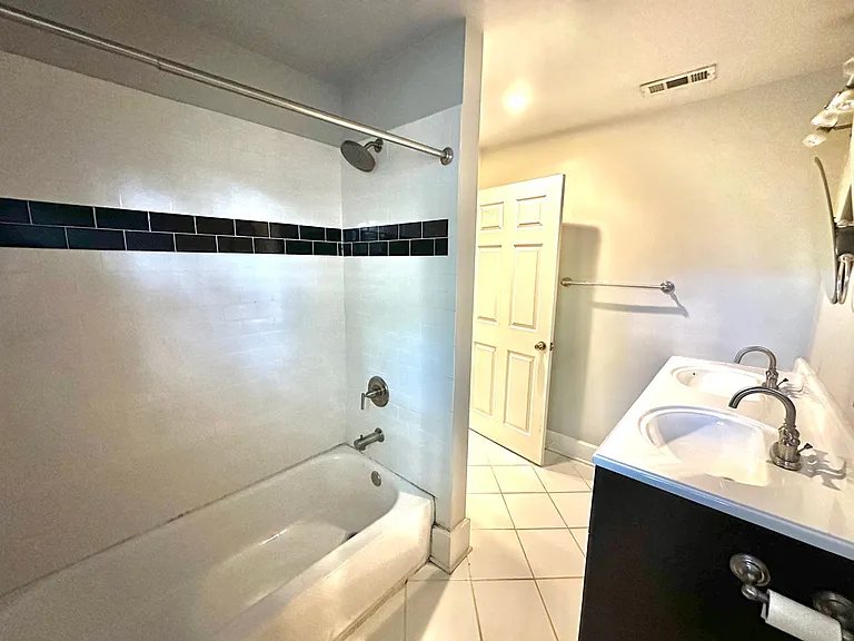 1310 Jones Ave — Photo 11