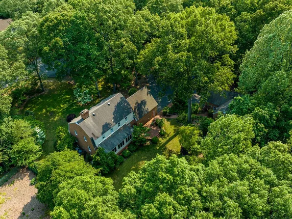 8276 Oak Wood Dr, King George, VA 22485
