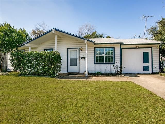 1st image of 611 Aransas Dr