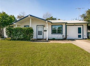 611 Aransas Dr, Euless, TX 76039