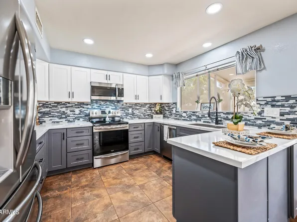 1638 N AVOCA --, Mesa, AZ 85207