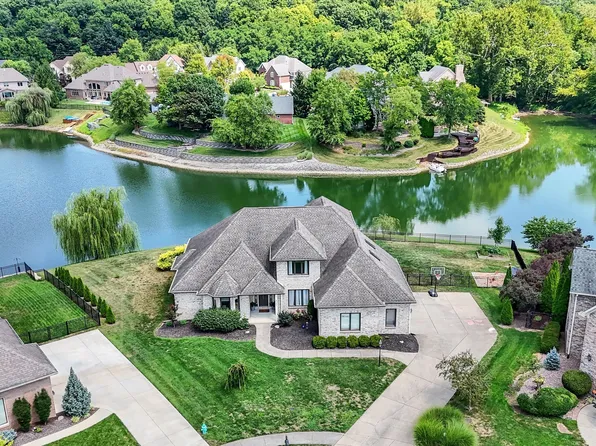 6560 Calais Cir, Indianapolis, IN 46220