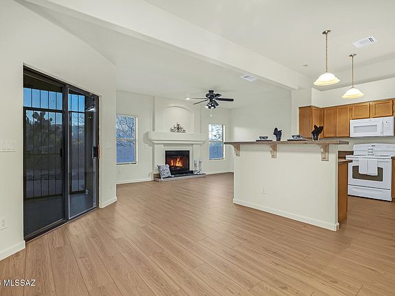 5th image of 7667 E Park View Dr