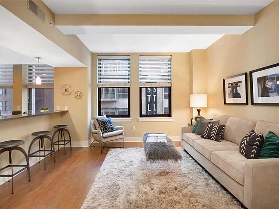 3rd image of 314 N Broadway #701
