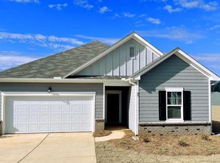 89 Bentwater Way, Hoschton, GA 30548