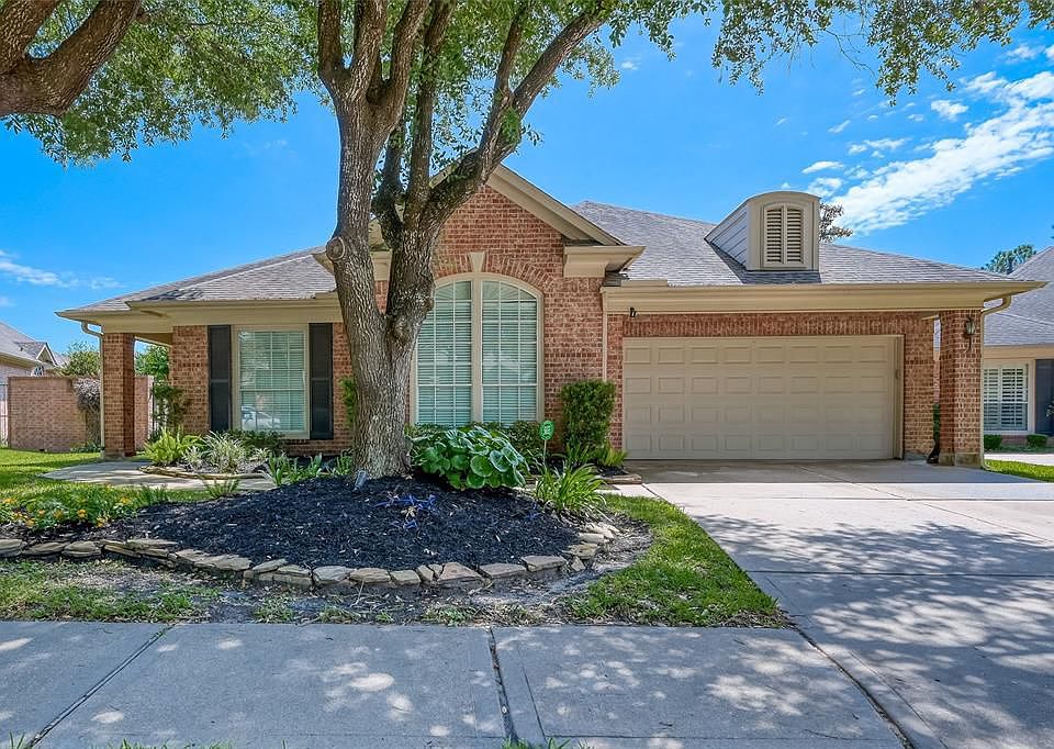 1st image of 2511 Colby Bend Dr
