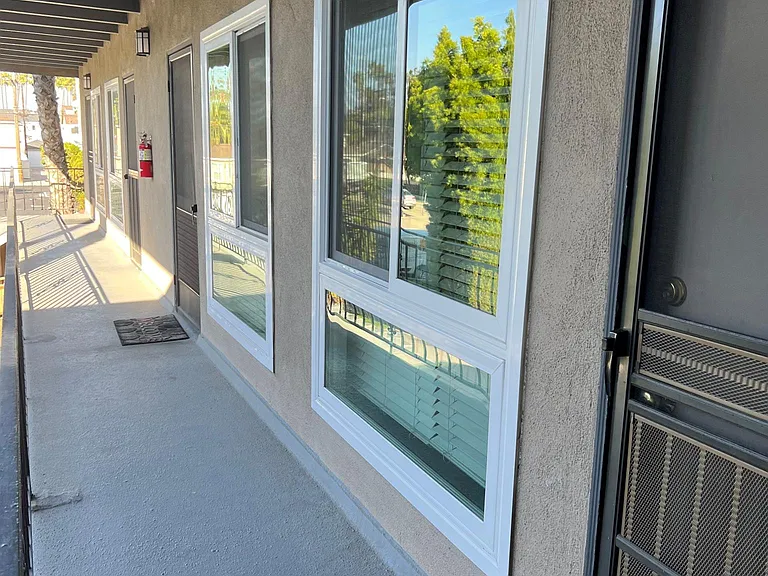5910 E Naples Plz — Photo 19
