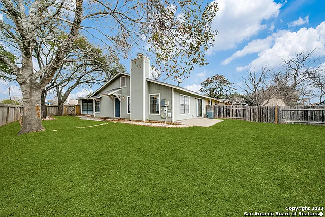 6854 Arbor Springs Dr — Photo 12