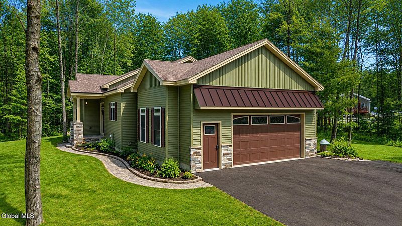 2nd image of 478 Selfridge Road