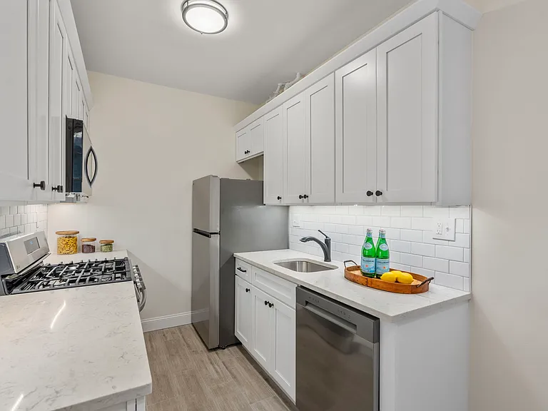 850 Massachusetts Ave #1 — Photo 1