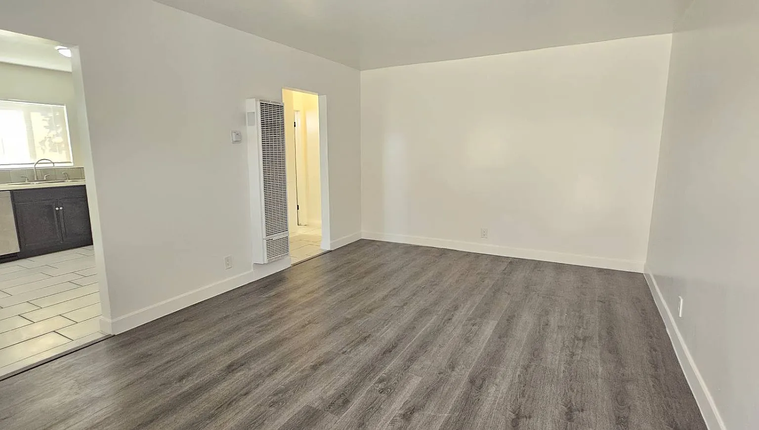 2 bed, 790 sqft, $2,000 — Photo 4