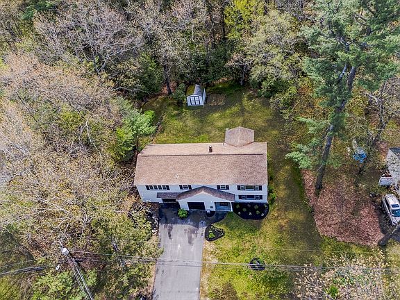 2nd image of 12 Davis Rd